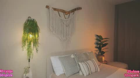 Jenny  online show from 10-28-25, 10:34