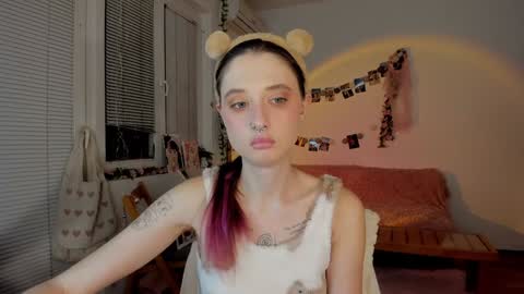 Snapshot of jenny_cox_love chatting on 12-24-24, 07:44 Jennifer Jenny Darling online show from 12-24-24, 07:44