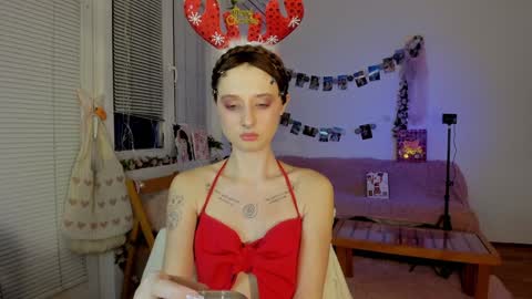 Snapshot of jenny_cox_love chatting on 12-29-24, 06:05 Jennifer Jenny Darling online show from 12-29-24, 06:05