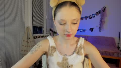 Snapshot of jenny_cox_love chatting on 01-08-25, 10:16 Jennifer Jenny Darling online show from 01-08-25, 10:16