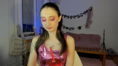 Snapshot of jenny_cox_love chatting on 01-14-25, 07:11 Jennifer Jenny Darling online show from 01-14-25, 07:11