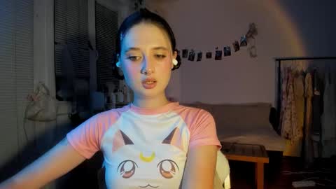 Snapshot of jenny_cox_love chatting on 09-23-25, 06:11 Jennifer Jenny Darling online show from 09-23-25, 06:11