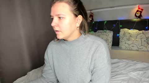 Jenny online show from 12-17-25, 01:22