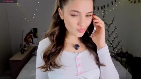 Snapshot of jenny_rossex chatting on 02-10-26, 06:45 jenny_rossex online show from 02-10-26, 06:45