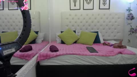 jenny_stark online show from 10-21-25, 11:00