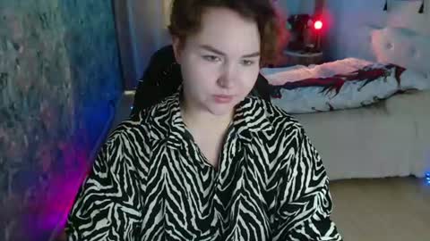 Jenny online show from 07-19-26, 04:38
