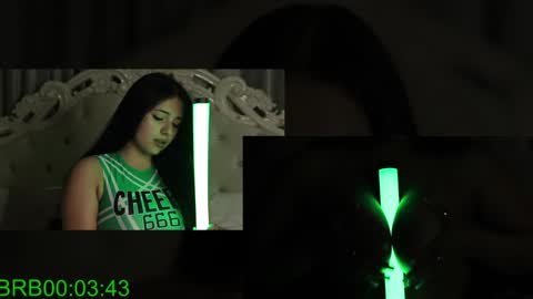 Snapshot of jennyferguson chatting on 01-21-25, 01:18 Jenny Ferguson online show from 01-21-25, 01:18