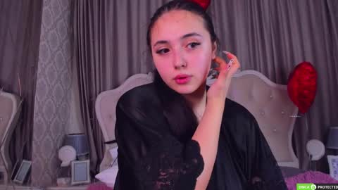 Snapshot of jennyferguson chatting on 02-19-25, 06:33 Jenny Ferguson online show from 02-19-25, 06:33