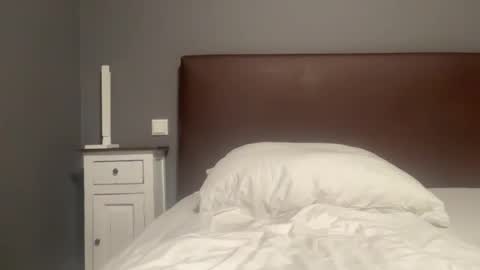 jennygrlx online show from 01-12-26, 04:12