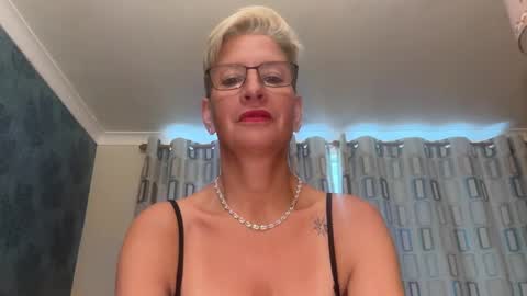 JennyHazel online show from 09-24-25, 01:14