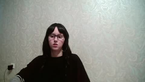 Snapshot of jennyolset chatting on 06-16-26, 11:46 JennyOlset online show from 06-16-26, 11:46