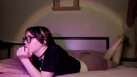 Snapshot of jennyrass chatting on 11-10-25, 12:48 JennyRass online show from 11-10-25, 12:48