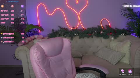 Snapshot of jennyyluv chatting on 01-07-25, 05:43 JENNY online show from 01-07-25, 05:43