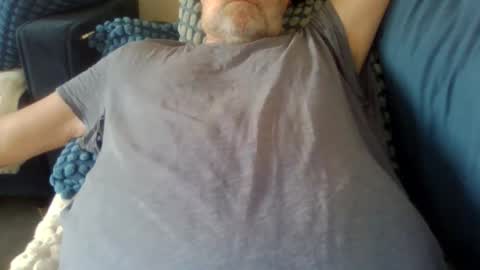 jens19651 online show from 04-21-26, 05:14