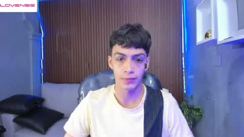Snapshot of jeremias_1 chatting on 04-27-26, 12:47 JEREMIAS online show from 04-27-26, 12:47