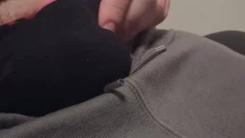 Snapshot of jeremie18cms chatting on 02-22-26, 05:11 Machine Sperme online show from 02-22-26, 05:11