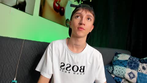 Snapshot of jeremy_salvatore_ chatting on 01-21-25, 07:26 jero independent model online show from 01-21-25, 07:26