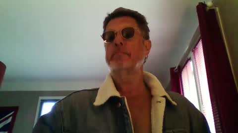 Snapshot of jerflor chatting on 03-18-26, 02:42 jerflor online show from 03-18-26, 02:42