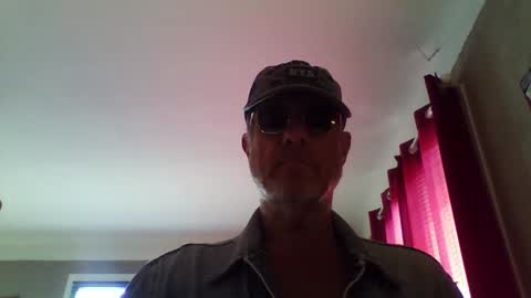 Snapshot of jerflor chatting on 03-21-26, 10:20 jerflor online show from 03-21-26, 10:20