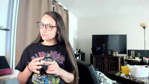 Snapshot of jerilynn chatting on 10-02-25, 11:06 Jeri Lynn online show from 10-02-25, 11:06