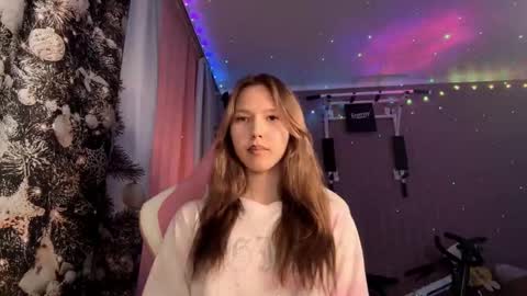 Snapshot of jerrienyhan chatting on 09-30-25, 01:27 jerrienyhan online show from 09-30-25, 01:27