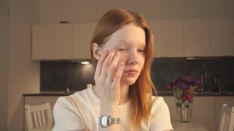 Molly online show from 10-19-25, 03:12