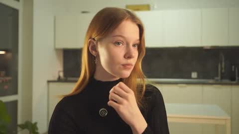 Molly online show from 10-31-25, 03:13