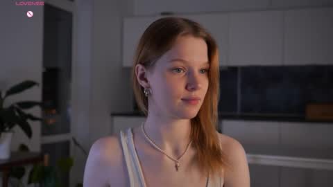 Molly online show from 11-25-25, 03:34