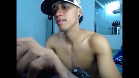 Snapshot of jersiherberth chatting on 06-08-26, 04:29 jersiherberth online show from 06-08-26, 04:29