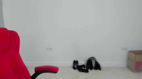 MistressJesicaCoper online show from 01-18-25, 11:00