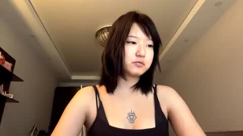 Snapshot of jesicalozaya chatting on 07-14-26, 07:13 Emi online show from 07-14-26, 07:13