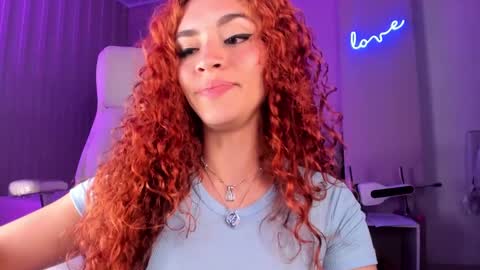 Snapshot of jess69_ chatting on 03-06-25, 12:21 Jessie online show from 03-06-25, 12:21