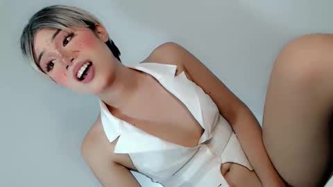 Snapshot of jessalicious1 chatting on 04-29-26, 05:30 jessalicious1 online show from 04-29-26, 05:30