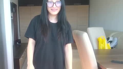 Snapshot of jessaray chatting on 03-11-26, 08:53 JessaRay online show from 03-11-26, 08:53