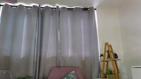 bella  adams online show from 02-19-25, 09:36