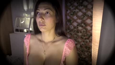 Snapshot of jessi_dreams chatting on 04-28-26, 03:11 Jessica Gomez online show from 04-28-26, 03:11