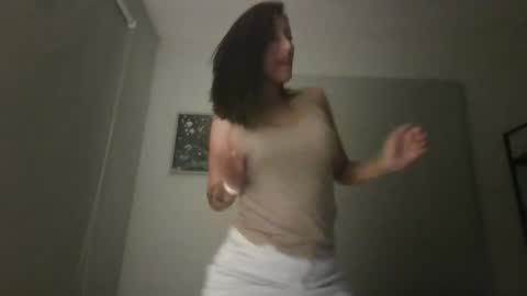 Snapshot of jessi_dreams chatting on 05-11-26, 03:12 Jessica Gomez online show from 05-11-26, 03:12