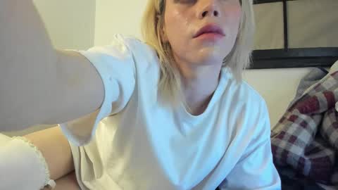 Snapshot of jessica609773 chatting on 10-09-25, 02:09 jessica609773 online show from 10-09-25, 02:09