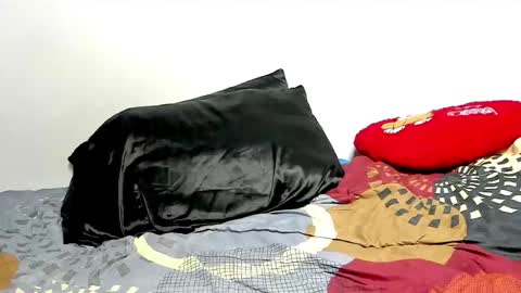 Snapshot of jessica609773 chatting on 10-12-25, 06:45 jessica609773 online show from 10-12-25, 06:45