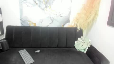 Snapshot of jessica_latina777 chatting on 01-11-26, 11:21 JESSICA online show from 01-11-26, 11:21