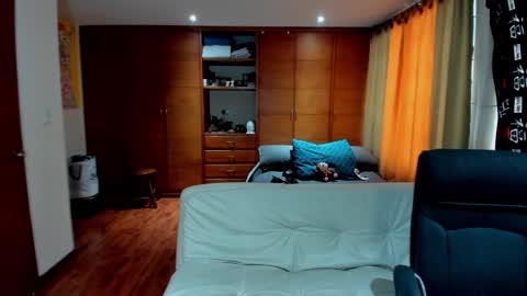 Snapshot of jessica_rabbit777_ chatting on 01-31-25, 09:48 jessica_rabbit777_ online show from 01-31-25, 09:48