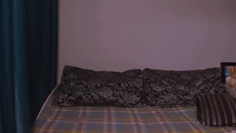 jessica_rabbitt19 online show from 01-20-25, 05:27