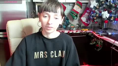 Snapshot of jessicaforris chatting on 12-13-24, 01:01 jessicaforris online show from 12-13-24, 01:01