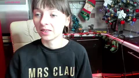 Snapshot of jessicaforris chatting on 12-16-24, 07:48 jessicaforris online show from 12-16-24, 07:48