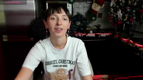 Snapshot of jessicaforris chatting on 12-21-24, 11:01 jessicaforris online show from 12-21-24, 11:01