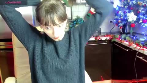 Snapshot of jessicaforris chatting on 12-29-24, 02:10 jessicaforris online show from 12-29-24, 02:10