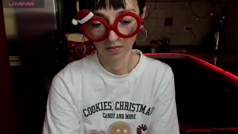 Snapshot of jessicaforris chatting on 01-21-25, 10:41 jessicaforris online show from 01-21-25, 10:41