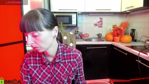 Snapshot of jessicaforris chatting on 09-27-25, 07:02 jessicaforris online show from 09-27-25, 07:02