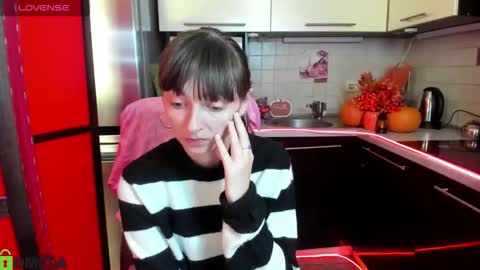 Snapshot of jessicaforris chatting on 10-11-25, 07:07 jessicaforris online show from 10-11-25, 07:07