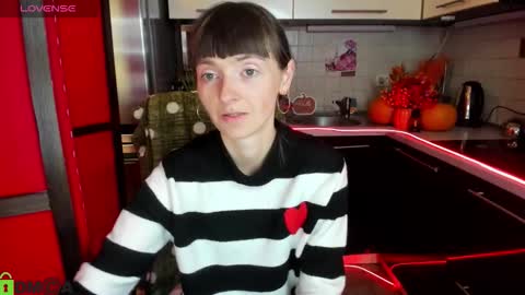 Snapshot of jessicaforris chatting on 10-13-25, 06:57 jessicaforris online show from 10-13-25, 06:57